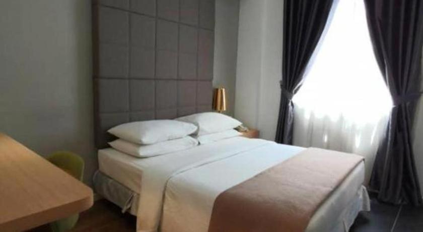 The Ardens Hotel - Austin Johor Bahru Exterior photo