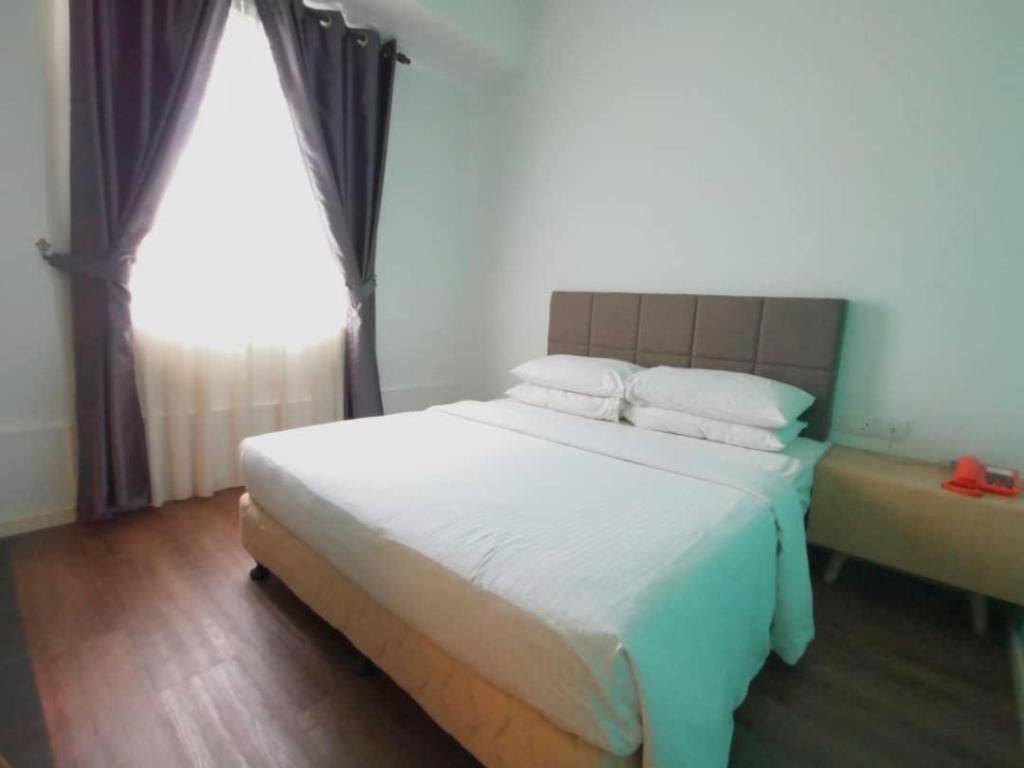 The Ardens Hotel - Austin Johor Bahru Exterior photo